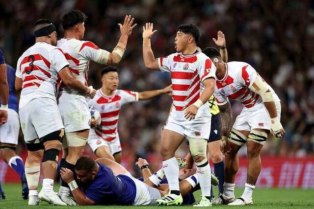 日本見事勝利